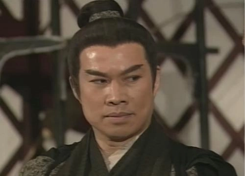 杨过退出江湖后,为何将玄铁剑赠给郭靖夫妇? 绝迹江湖