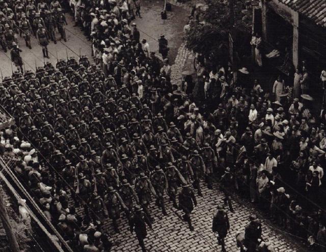 滇军60军血战台儿庄:35000多人参战,伤亡高达18844人 1937年全面抗战爆发后