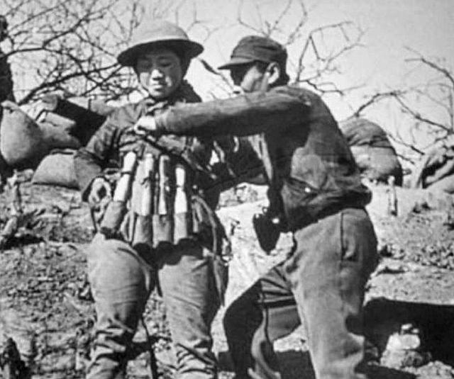 滇军60军血战台儿庄:35000多人参战,伤亡高达18844人 蒋介石授予云南地区军队60军的番号