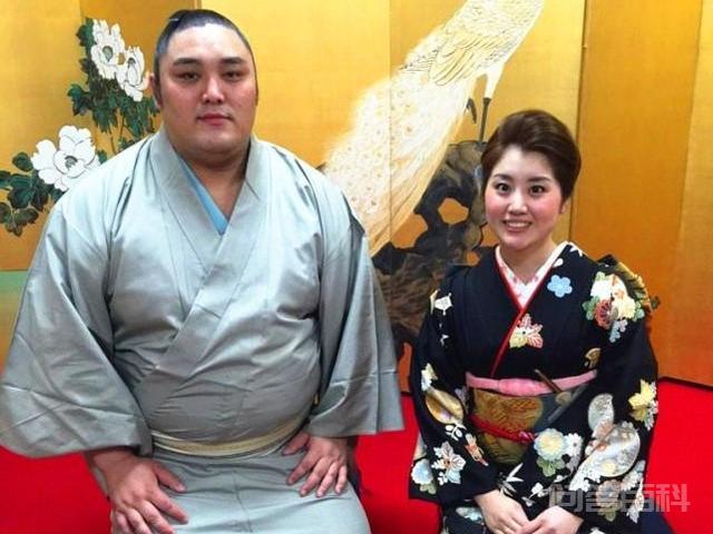 为开云手机版登录日本的女明星都愿意嫁