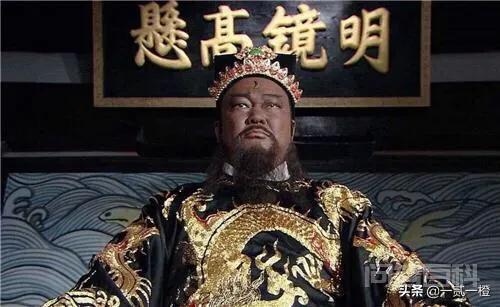 灵魂照了之后就会显示出生前的功过恶福