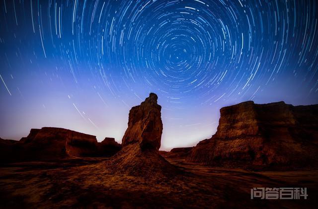 你携秋水揽星河