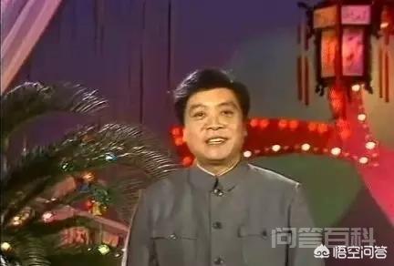 中央电视台第一届春节联欢晚会是在哪一年?有开云手机版登录亮点? 而追溯起“过春节看春晚”这一民俗