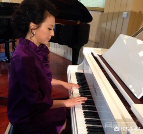 如何评价央视主持人梦桐? 原名刘静