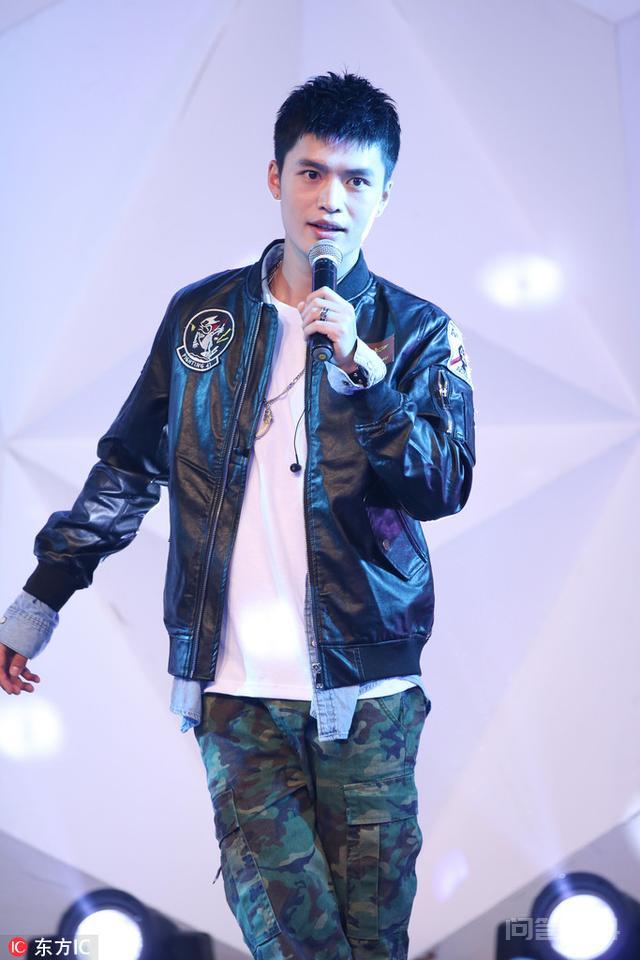 唱火《董小姐》的左立结婚了,那些13年的快男如今都怎么样了? 在《天天向上》录制现场