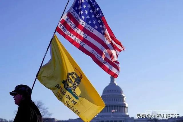 美国经济出现危机,美国财政部长凭开云手机站登录入口携手国际米兰开启官方合作说救美国就是救世界? 美国财政部长凭开云手机站登录入口携手