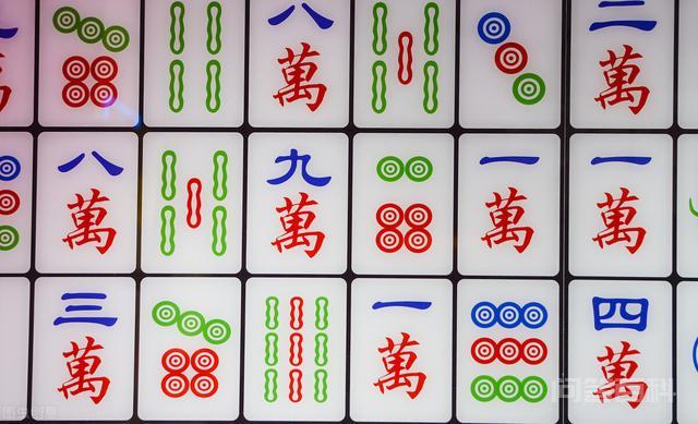 过年了打麻将,如何知道麻将机有没有作弊器,你怎么看? 曾遇到村里有几个会打麻将的年轻人