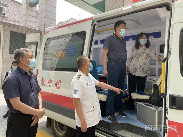 聚焦群众关切规范急收费 我市“120”急救车担架费实行一费制 是群众心目中的“生命护航车”