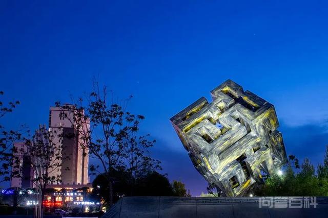 「影像阿旗」阿鲁科尔沁旗:夜色如梦撩人醉 晶莹的露水从芬芳的花瓣上悄悄滑落