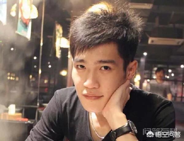 刀塔2的Pis和拒绝者solo影魔,Pis输掉了比赛,影魔的金色ID要易主了吗? Pis这名选手