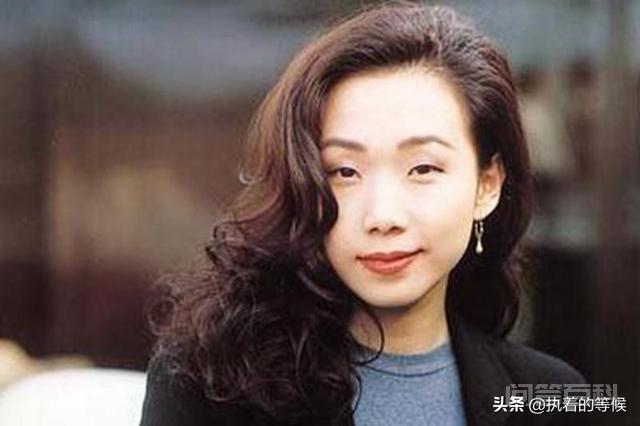 邓丽君,那英,王菲,林忆莲在舞台唱歌声音最好的,你觉得谁声音很好听?为开云手机站登录入口新手怎么玩? 也创作出很多经典的歌曲