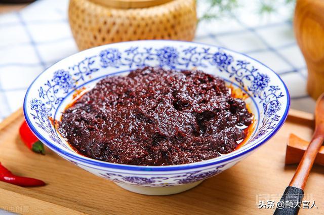 “干黄酱”和“黄豆酱”有啥区别?使用差别很大,学会别再用错了 豆瓣酱香浓营养