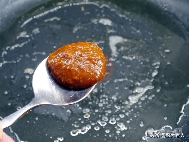 “干黄酱”和“黄豆酱”有啥区别?使用差别很大,学会别再用错了 但并不一定买的对