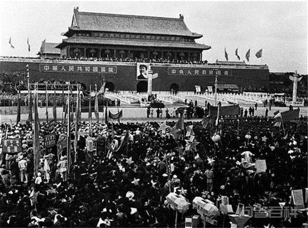 澳门20年改革史:逮捕黑老大,取缔黑社会,犯罪率远低于香港 回到了祖国母亲的怀抱
