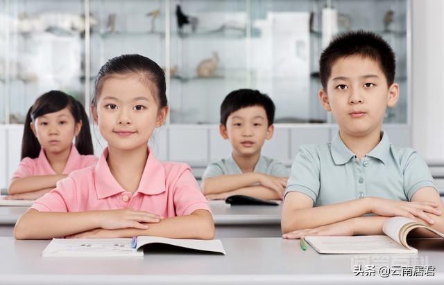 小学一年级主要课程都有哪些? 小学一年级的主要课程就是语文和数学
