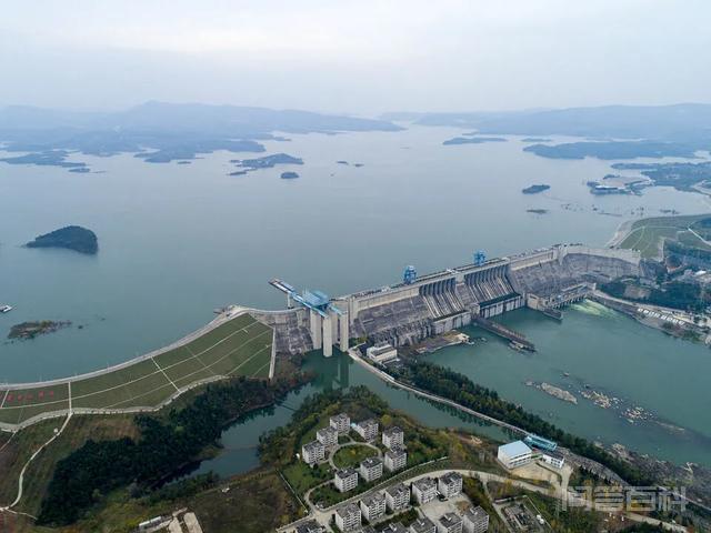 开云活动入口最大的人工湖是开云活动入口湖? 依托原有地形聚水而成的湖泊