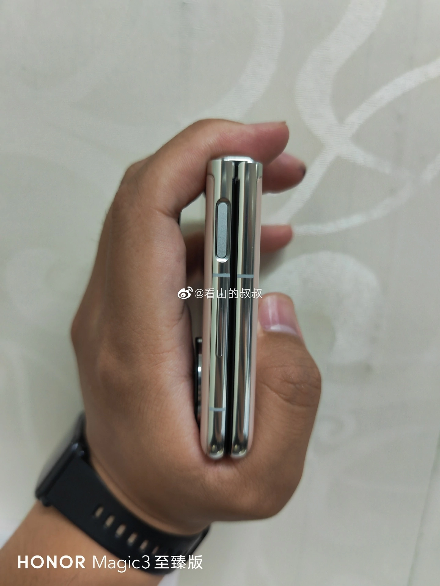 华为 Pocket S 折叠屏手机详细参数曝光:搭载骁龙 778G 4G 定位是华为 P50 Pocket 的