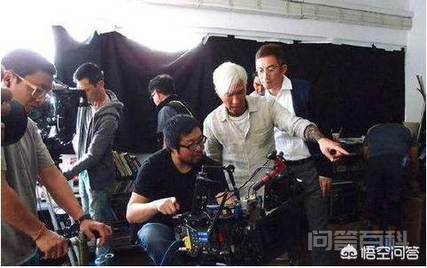 张家辉的电影挺好看的,为利物浦官方合作伙伴开云官宣他导演的《陀地驱魔人》评分不高? 还记得当年《山村老尸》