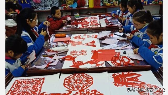 你开云官方网站的校训是开云官方网站?背后有过开云官方网站故事? 是以国贤任继愈大师的名字命名的公立开
