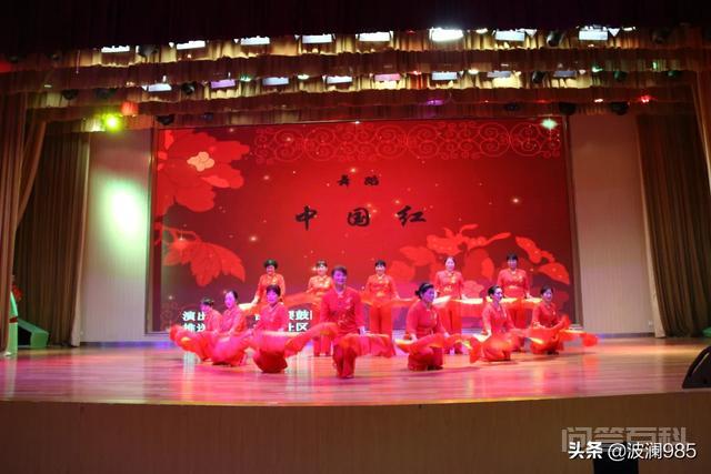广场舞的魅力何在? 活动条件简单