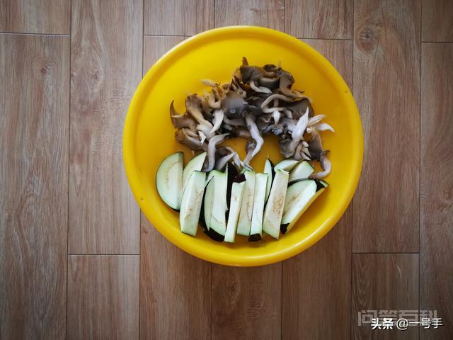在部队生活的你都有哪些生活神器? NO.1"万能"黄脸盆