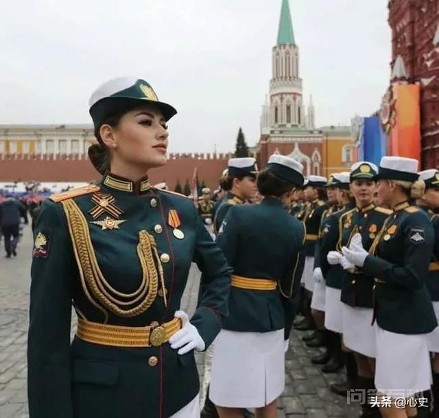 美国有近30万女兵,俄罗斯有12万女兵,那中国呢? 不过在信息化军事时代