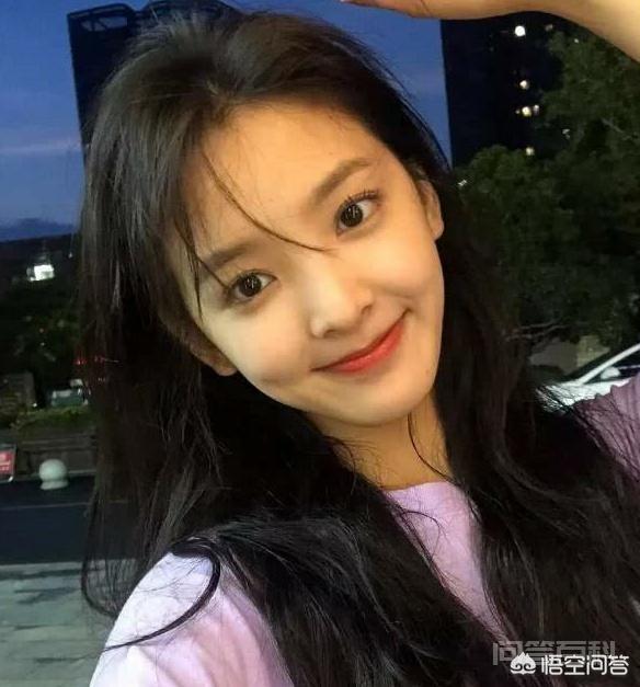 而且敢于毫不顾忌的吐槽自己看不惯的明