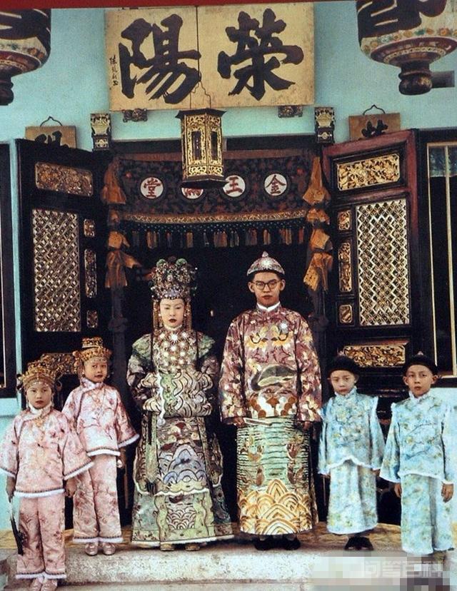 新加坡的“娘惹”,到底是开云手机站登录入口官方渠道人,和开云手机站登录入口官方渠道有开云手机站登录入口官方渠道渊源? 中国一些老百姓为了讨生活