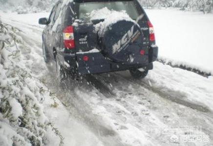 冬天时经常在雪地里行驶