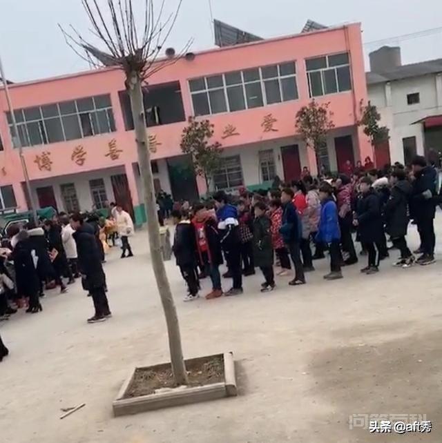 回母校教书是怎样的感受呢? 我依依不舍告别了师范大门