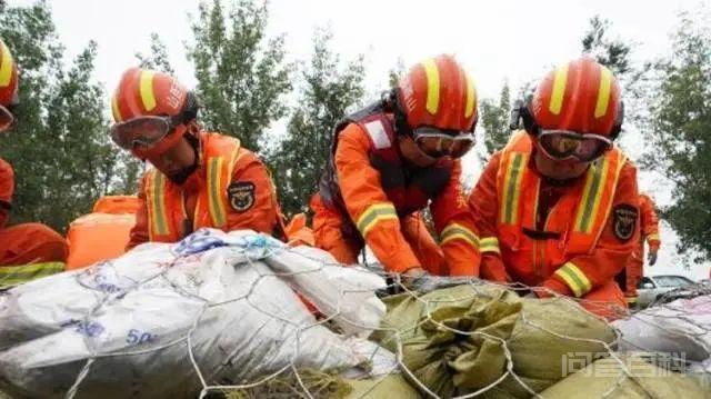 寒潮蓝色预警,强冷空气持续南下 | 早安广东 全省新增境外输入无症状感染者1例
