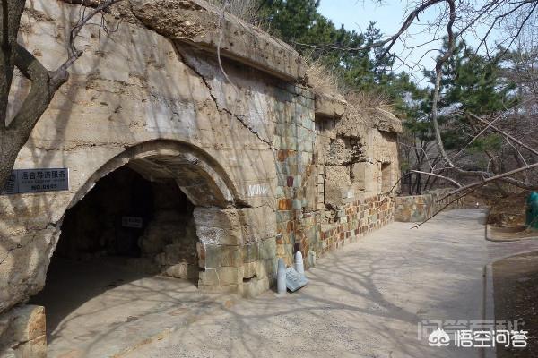 园内铜狮是旅顺口的标志