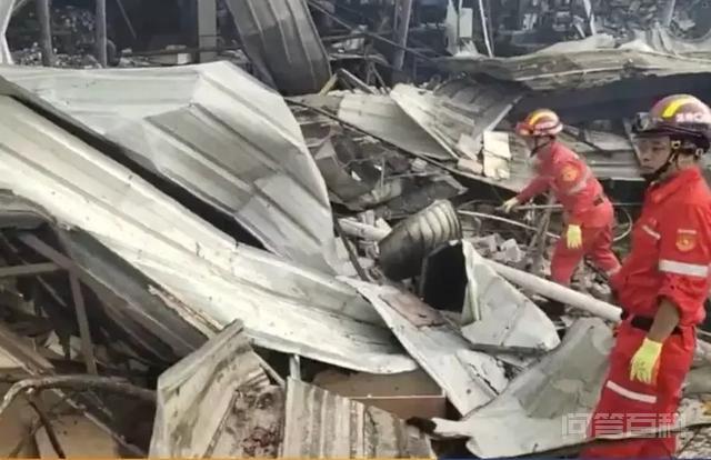 一辆满载汽油的油罐车发生爆炸,其威力有多大? 其实这是一个很好的问题