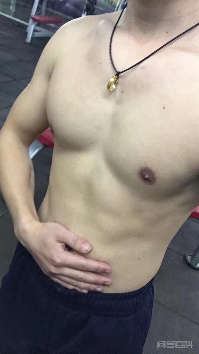 90后排骨男到肌肉男的蜕变,瘦子健身可以实现逆袭人生吗? 对方见到人了