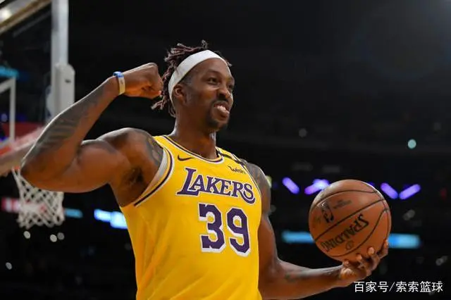 摸到篮板上沿有多难?NBA这么多年仅一人做到,过程相当暴力! 他们的身体素质让他们看起来无所不能