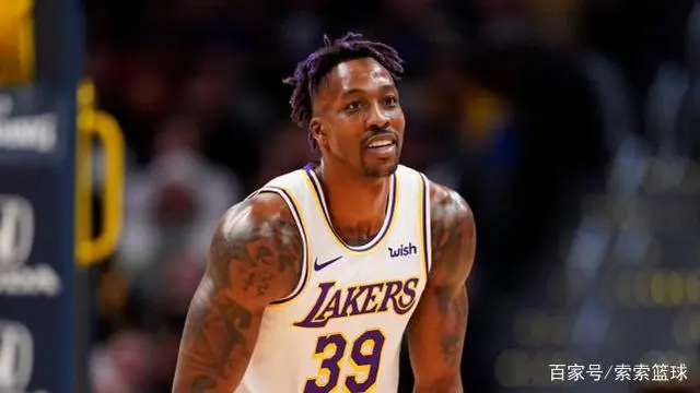 摸到篮板上沿有多难?NBA这么多年仅一人做到,过程相当暴力! 有人摸到过篮板上沿吗