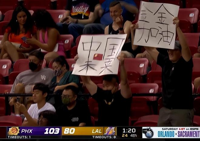 摸到篮板上沿有多难?NBA这么多年仅一人做到,过程相当暴力! 让我们一起来看看