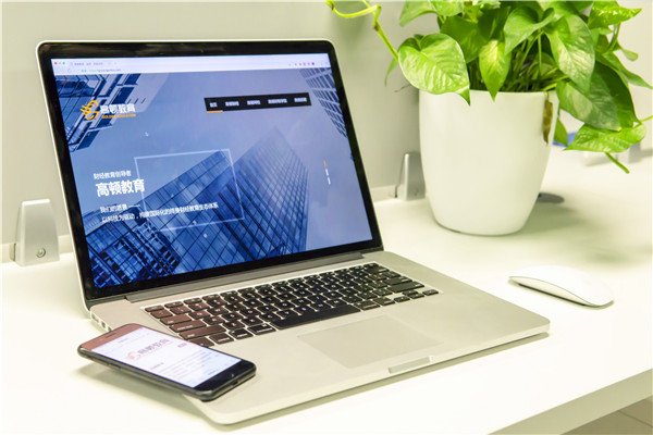 副高级职称评审条件和材料 《专业技术职务评审表》(中