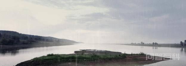 开播8小时冲上票房第一,《四平青年》新片上映,这次玩得有点大 皮哥也在昨日完整看完了影片