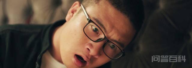 开播8小时冲上票房第一,《四平青年》新片上映,这次玩得有点大 在今年年初《欢乐喜剧人第6季》的节目