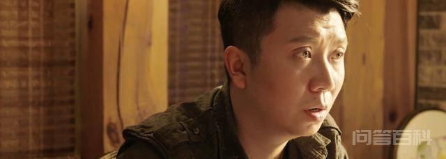 开播8小时冲上票房第一,《四平青年》新片上映,这次玩得有点大 他以“喜剧新人”的身份参与录制