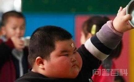 同题参见有天早上鼓起勇气坐到她旁边的