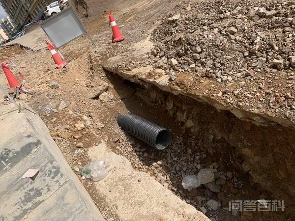 开阳县紫兴街道:改善农村生活品质 提升群众幸福感 污水就从井盖涌出来