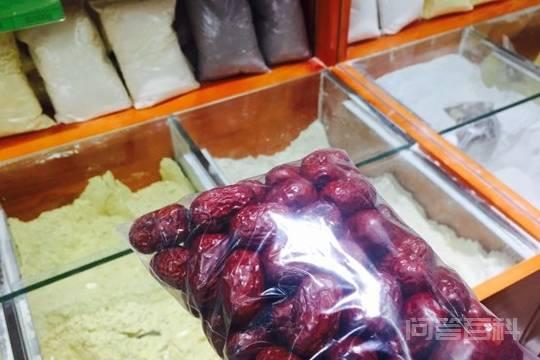 红枣是养生佳品,搭配这4样东西,补血益气翻倍,身体也会更棒! 红枣被誉为养生界佳品