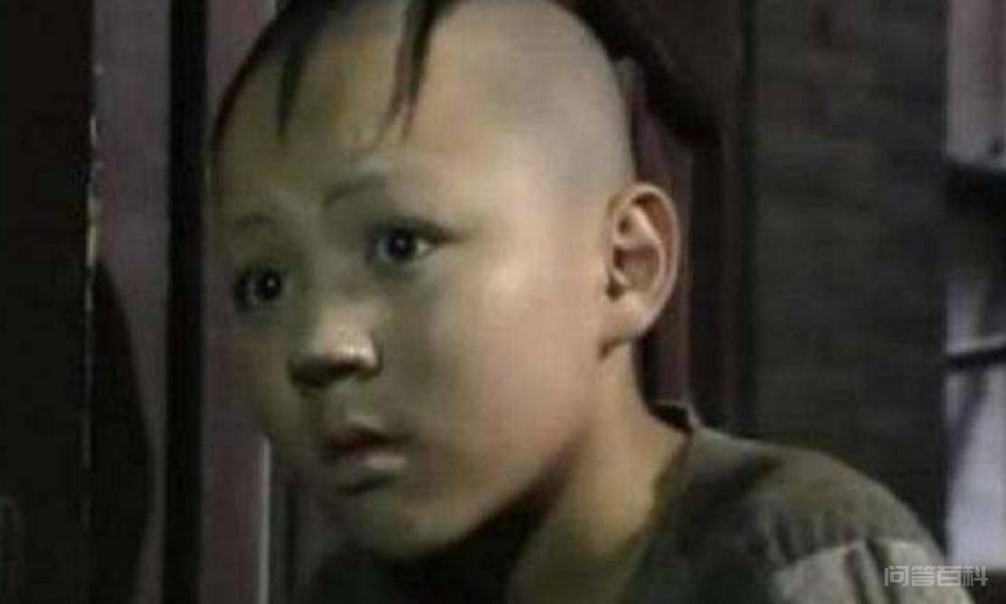 “三毛”演员25年对比照,那些你记忆中的小童星,有多少成名? 对照阅读