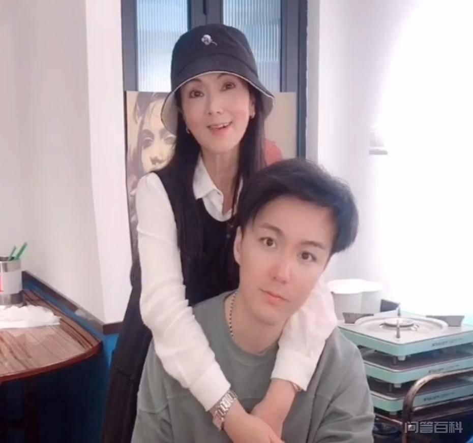 “三毛”演员25年对比照,那些你记忆中的小童星,有多少成名? 通常来说