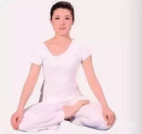 简易坐是一种舒适安全的坐姿
