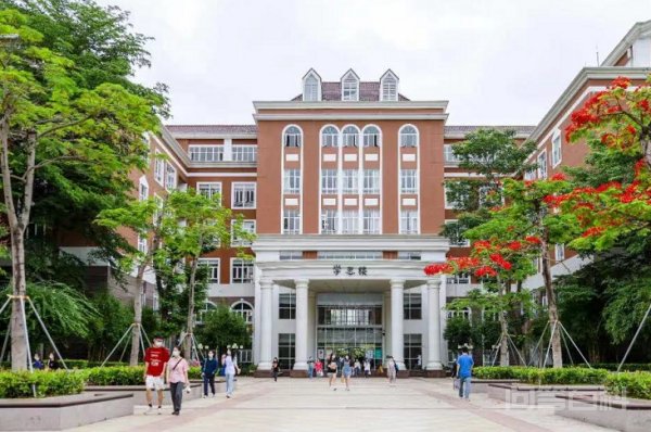 · 开云手机站登录入口新手怎么玩介绍