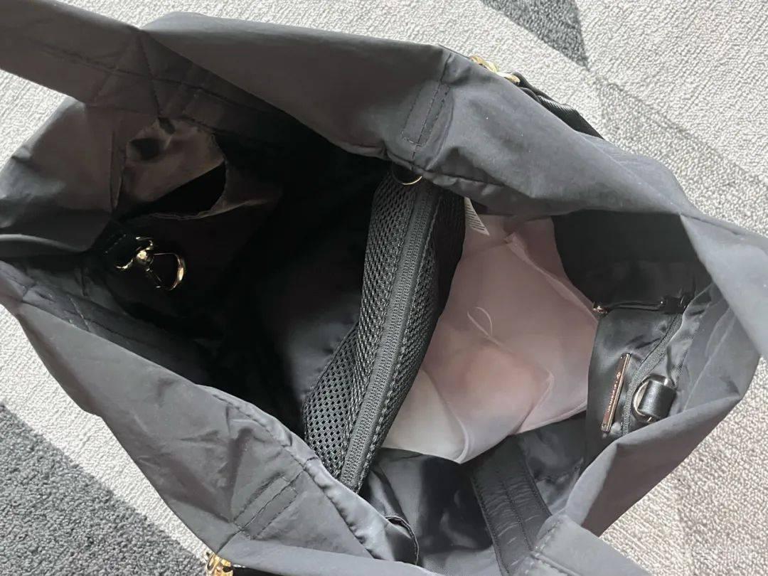 译儒穿这套小背心的造型超受欢迎