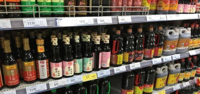 买醋时,先别看价钱贵贱,只要瓶子上有这串“符号”,都是勾兑醋 南方地区都出现几十年一遇见的洪涝灾害
